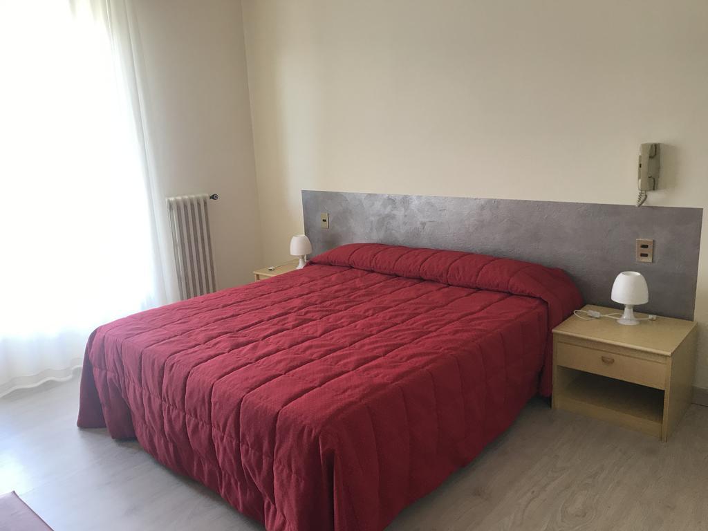 Albergo Bar Ristorante Alla Rama مالتشيزينيه المظهر الخارجي الصورة